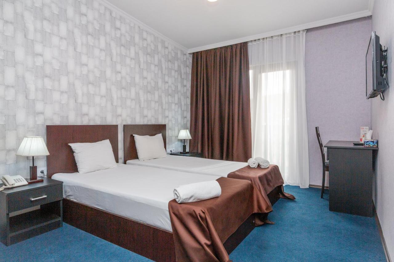 Hotel Marlyn Τυφλίδα Εξωτερικό φωτογραφία