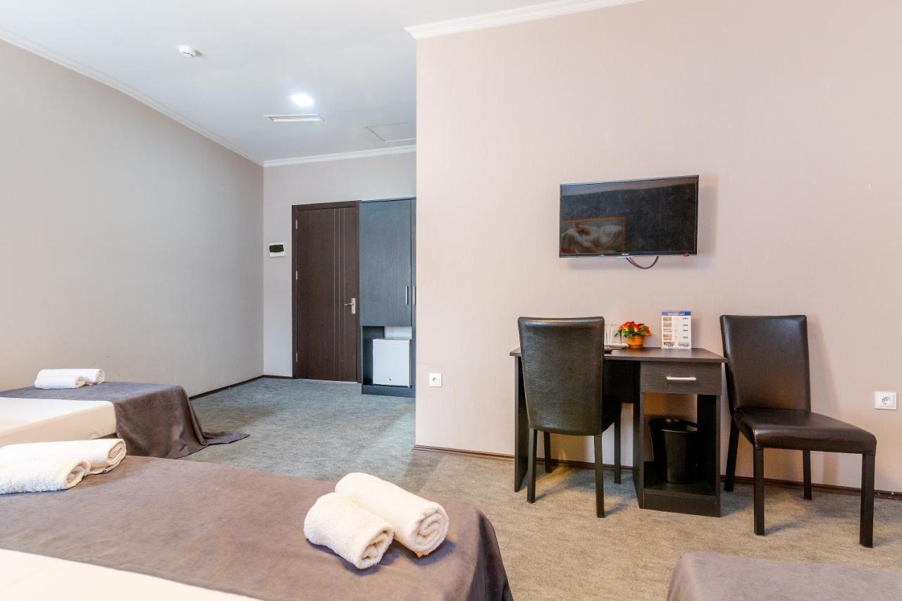 Hotel Marlyn Τυφλίδα Εξωτερικό φωτογραφία