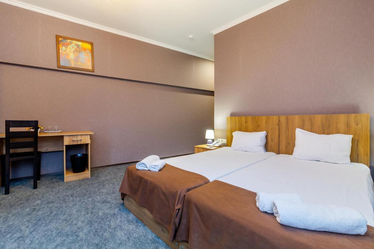 Hotel Marlyn Τυφλίδα Εξωτερικό φωτογραφία